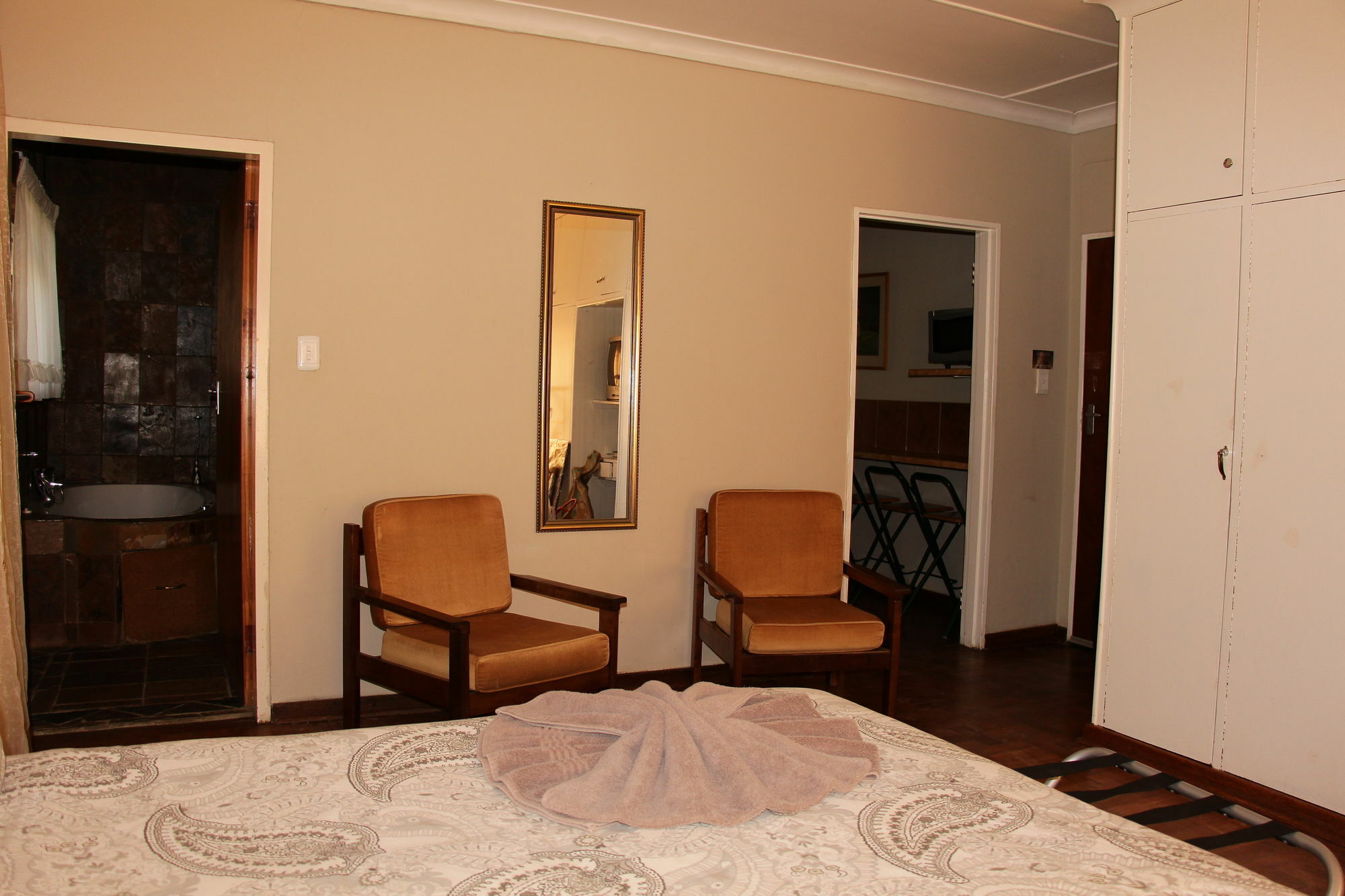 Rusplek Guesthouse And Conference Centre Bloemfontein Buitenkant foto